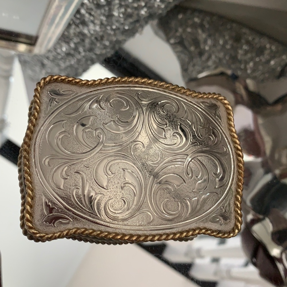 Montana Silversmiths Buckle